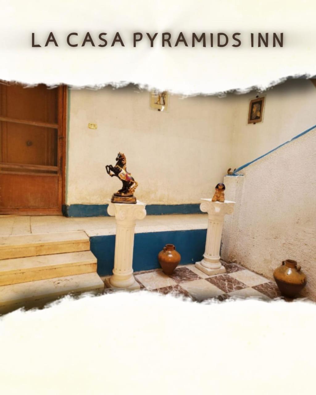 La Casa Pyramids *